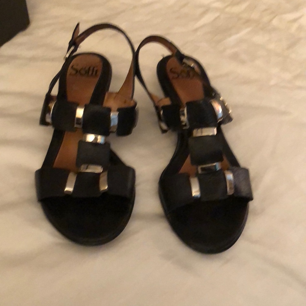 Navy blue soft sandals